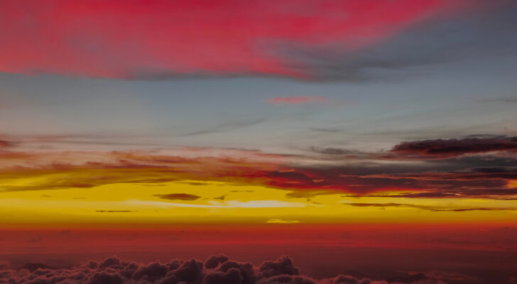 clouds-silent-nature-5k-mq-5120×2880